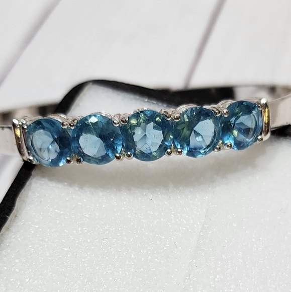 3 Fun Fashion Rhinestone Bracelets 2 Sikver Tone 1 Gold Tone Purlpe Rhinestones - Picture 4 of 5